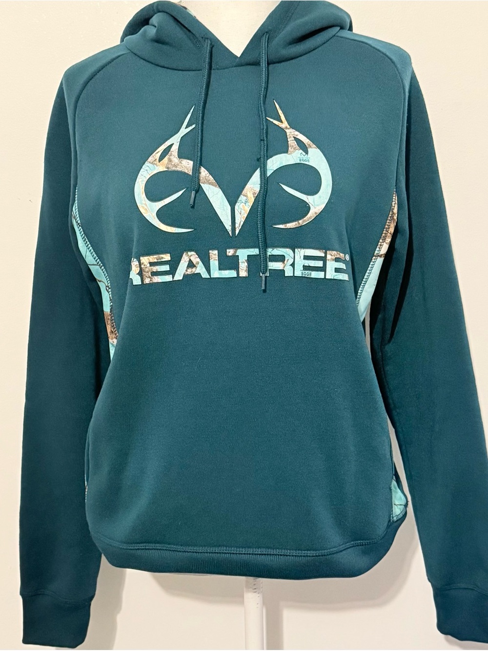 Realtree Women’s Teal Camo Pullover Hoodie Hunting Outdoor Size Small